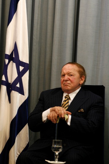 adelson_260911_377 שלדון אדלסון בבית הנשיא בירושלים, 12.8.07 (צילום: אוליביה פיטוסי)